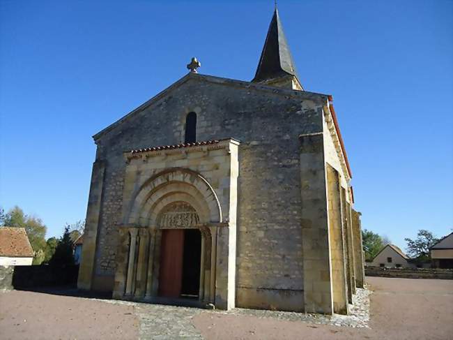 L'église Saint-Julien - Mars-sur-Allier (58240) - Nièvre