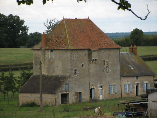 Le château de Lange - Saint-Parize-le-Châtel (58490) - Nièvre
