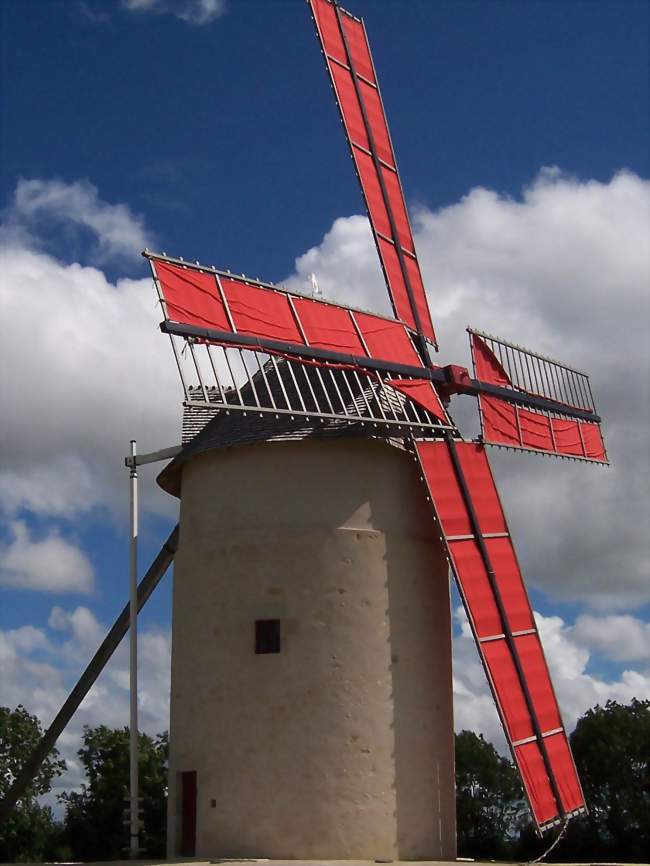 Le moulin « Les Éventées » - Saint-Pierre-le-Moûtier (58240) - Nièvre
