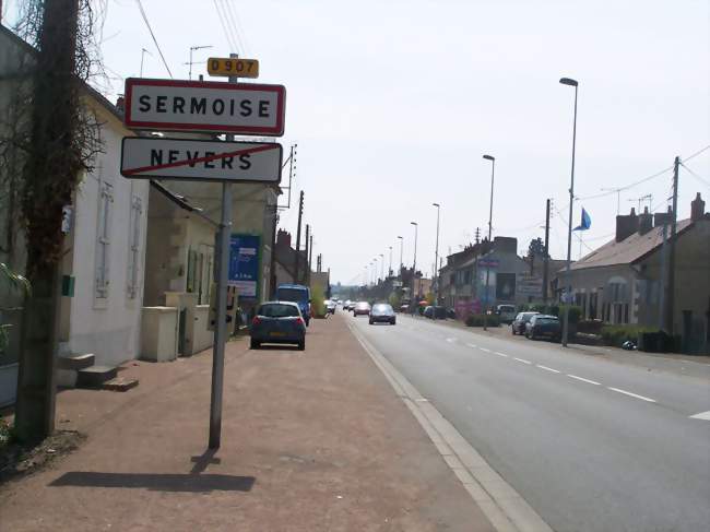 Entrée à Sermoise en arrivant de Nevers - Sermoise-sur-Loire (58000) - Nièvre