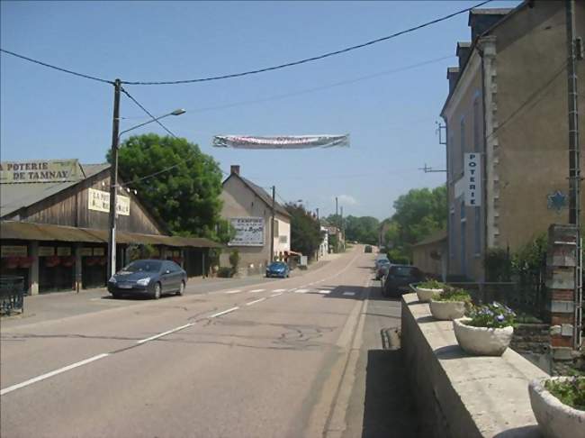 Tamnay-en-Bazois - Tamnay-en-Bazois (58110) - Nièvre
