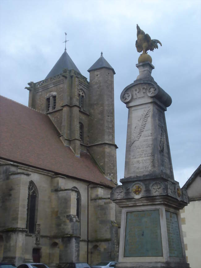 Collégiale et Monument aux morts - Tannay (58190) - Nièvre