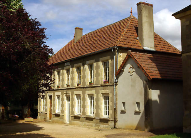 La Mairie - Villiers-sur-Yonne (58500) - Nièvre