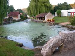 Marché hebdomadaire à Cessy-les-Bois