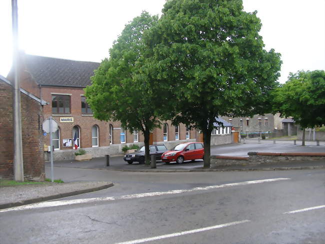 Le cur du village - Aibes (59149) - Nord