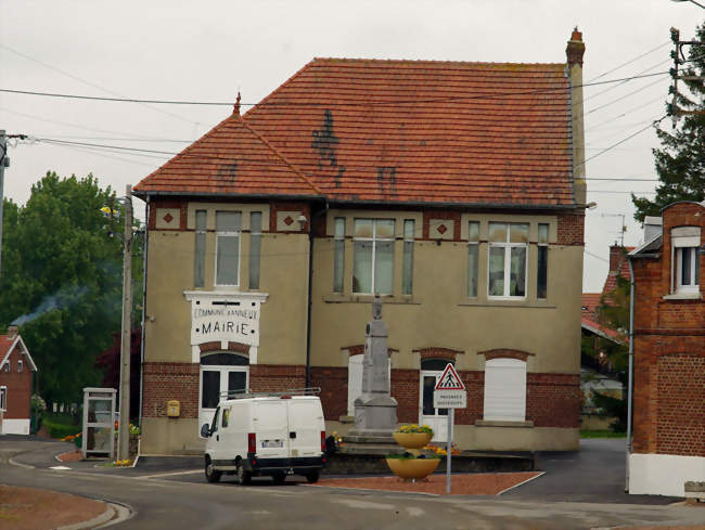 La mairie - Anneux (59400) - Nord