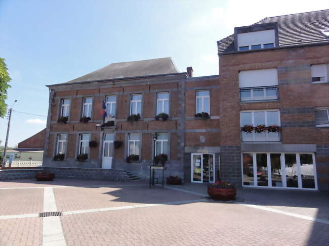 La mairie - Avesnelles (59440) - Nord