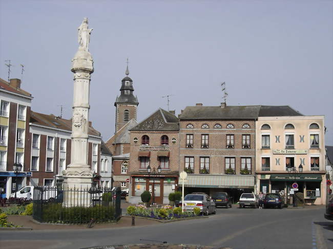 Place Charles-de-Gaulle - Bavay (59570) - Nord