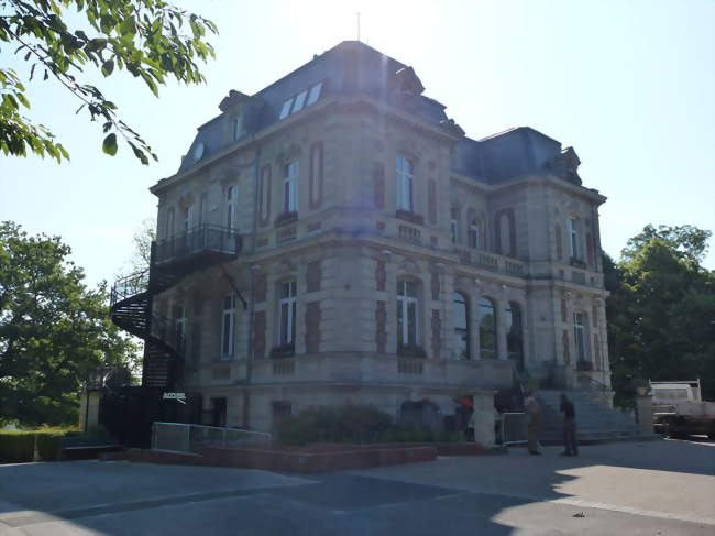 Mairie - Beuvrages (59192) - Nord