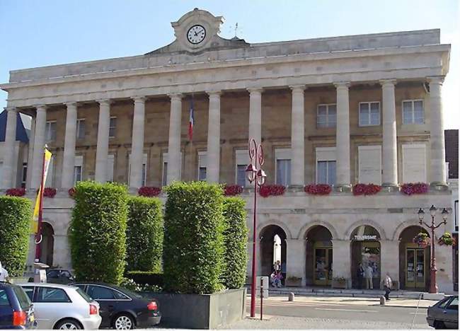 L'hotel de ville - Hazebrouck (59190) - Nord