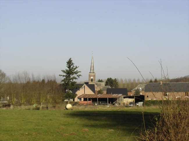 Le centre du village - Locquignol (59530) - Nord