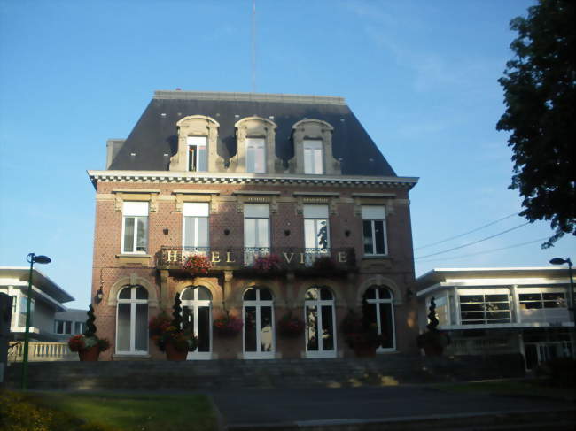 L'hôtel de ville - Mouvaux (59420) - Nord