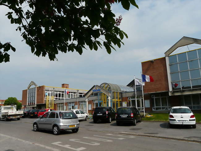 La mairie - Neuville-Saint-Rémy (59554) - Nord