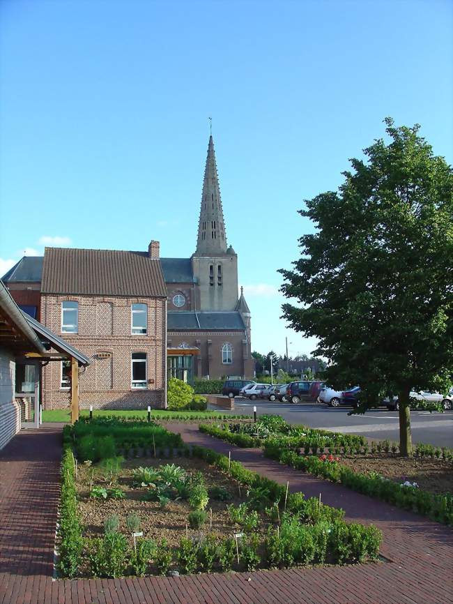 Église de Noordpeene (mai 2007) - Noordpeene (59670) - Nord