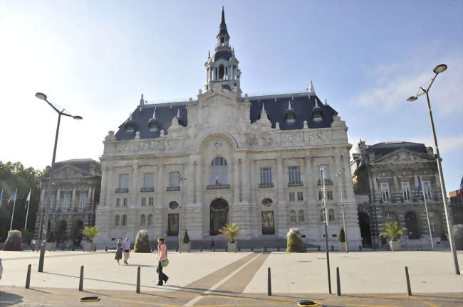 Hôtel de ville de Roubaix - Roubaix (59100) - Nord