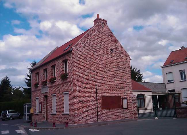 la mairie - Roucourt (59169) - Nord