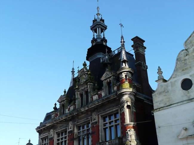 L'hôtel de ville de Solesmes - Solesmes (59730) - Nord