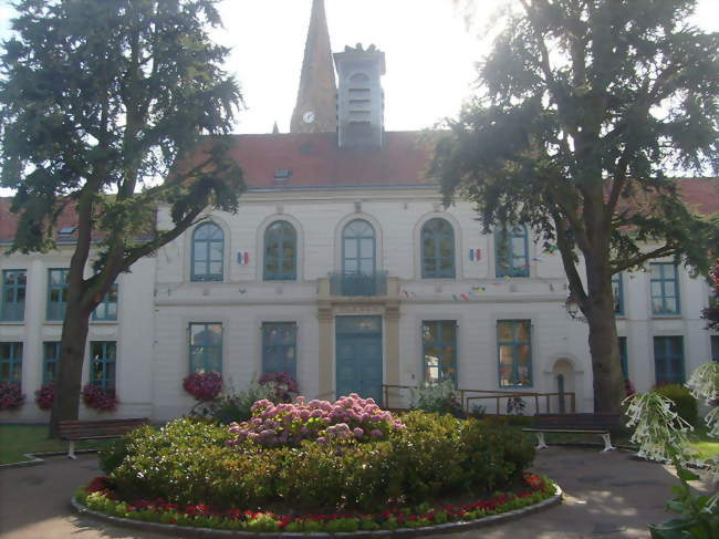 La mairie - Warhem (59380) - Nord