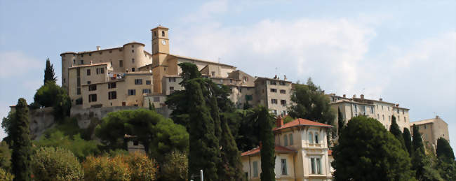 Carros village - Carros (06510) - Alpes-Maritimes