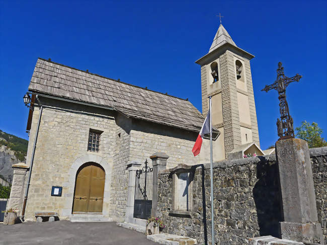L'église Saint-Nicolas de Châteauneuf-d'Entraunes - Châteauneuf-d'Entraunes (06470) - Alpes-Maritimes