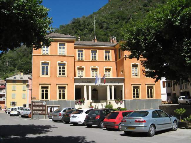 Mairie d'Isola - Isola (06420) - Alpes-Maritimes
