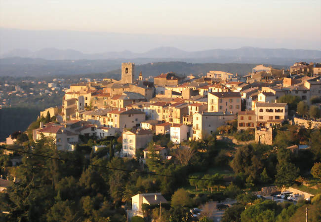 Saint-Jeannet - le vieux village perché - Saint-Jeannet (06640) - Alpes-Maritimes