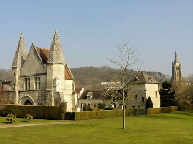 Château du roi Jean et église Saint-Pierre - Béthisy-Saint-Pierre (60320) - Oise