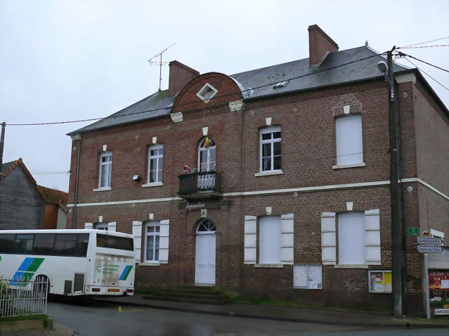 La mairie de Croissy-sur-Celle - Croissy-sur-Celle (60120) - Oise