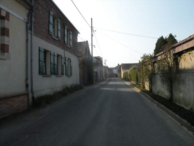 Rue de Montreuil - Montreuil-sur-Thérain (60134) - Oise