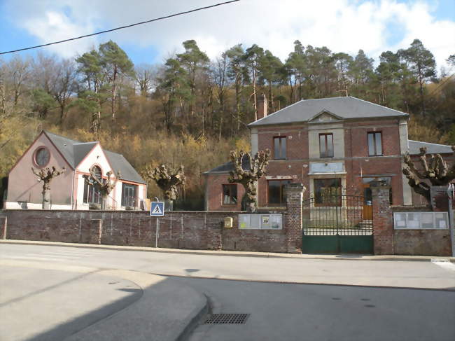 La mairie-école - Mortefontaine-en-Thelle (60570) - Oise