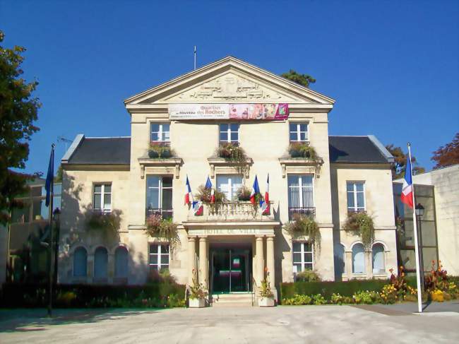 L'hôtel de Ville de Nogent - Nogent-sur-Oise (60180) - Oise