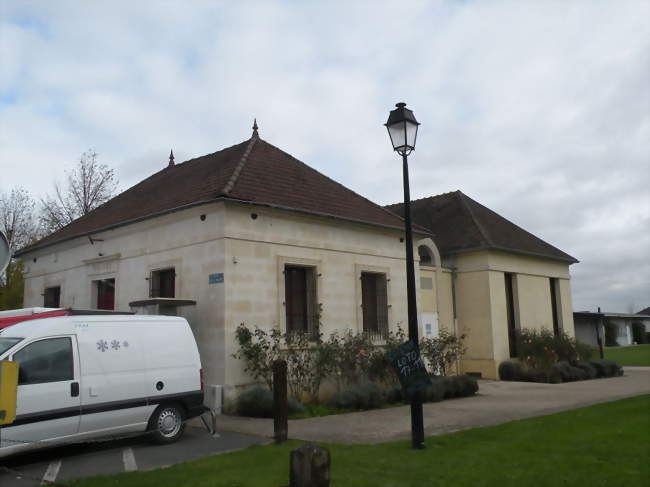 La mairie - Nointel (60840) - Oise