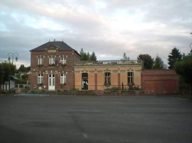 La mairie - Sainte-Geneviève (60730) - Oise