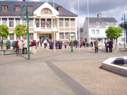 INSTITUT DE BEAUTE FONDS ET MURS