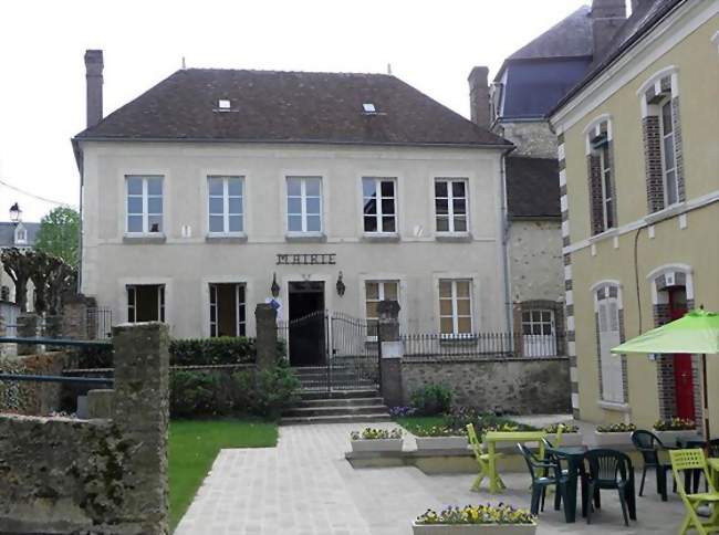 Mairie de La Chapelle-Montligeon - La Chapelle-Montligeon (61400) - Orne
