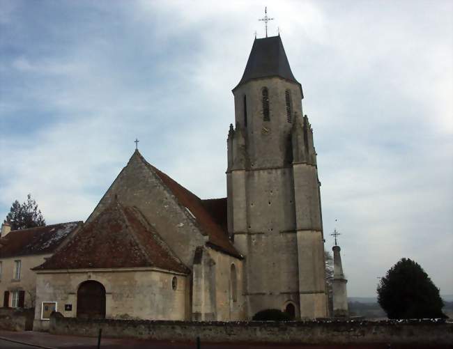L'église paroissiale Saint-Pierre de Mauves-sur-Huisne - Mauves-sur-Huisne (61400) - Orne