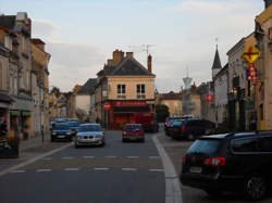 Cloche et mairie en lumière