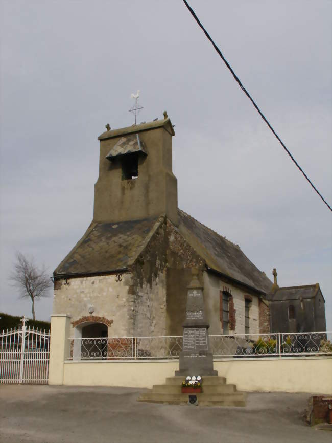 L'église Saint-Léger et le monument aux morts - Aix-en-Ergny (62650) - Pas-de-Calais