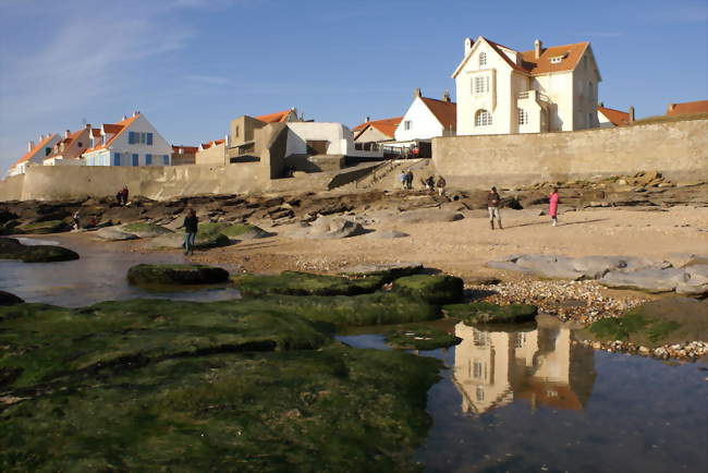 Le front de mer vu de la plage - Audresselles (62164) - Pas-de-Calais