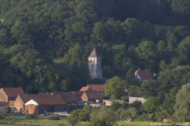 Le village, vu depuis la colline au sud - Fresnicourt-le-Dolmen (62150) - Pas-de-Calais