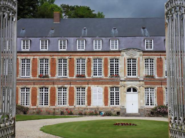 Façade du château - Hénu (62760) - Pas-de-Calais