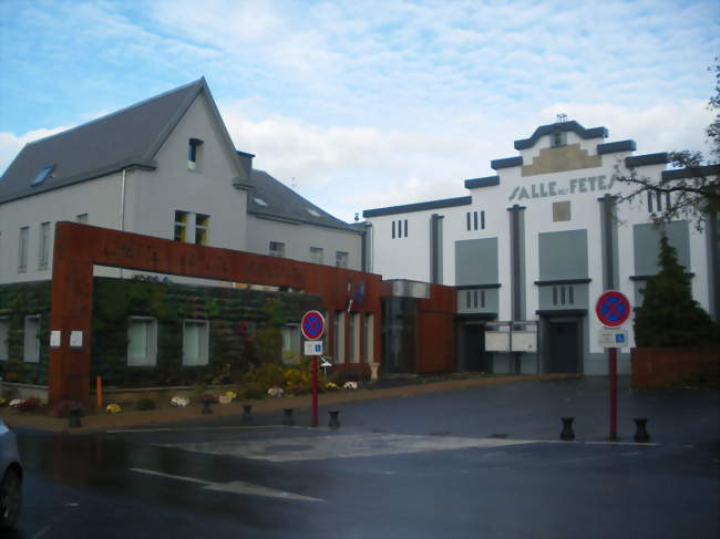 La mairie et la salle des fêtes - Hersin-Coupigny (62530) - Pas-de-Calais