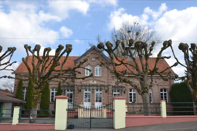 La mairie-école - Lebiez (62990) - Pas-de-Calais