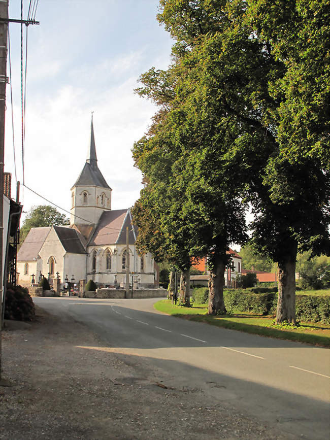 L'église Saint-Nicolas, monument historique - Longvilliers (62630) - Pas-de-Calais