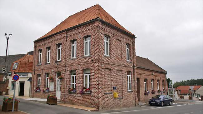 La mairie - Mont-Bernanchon (62350) - Pas-de-Calais