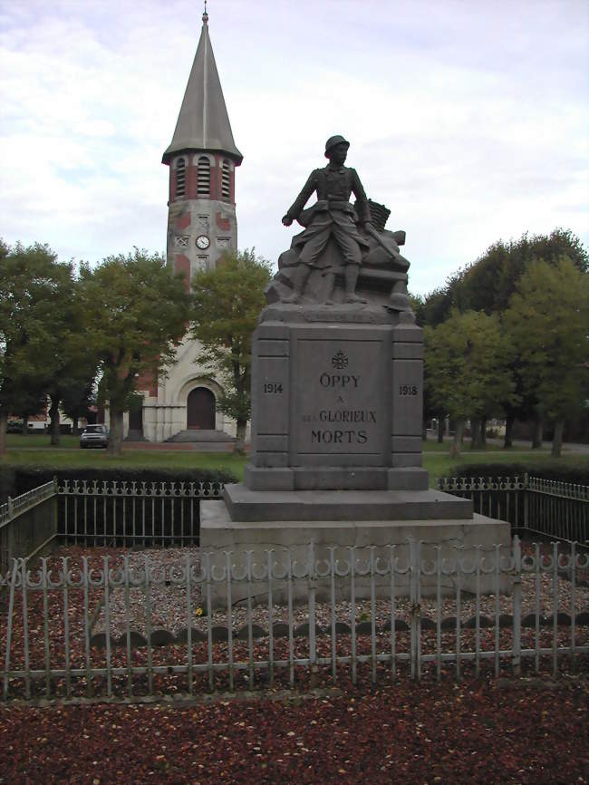 Le monument aux morts devant l'église - Oppy (62580) - Pas-de-Calais
