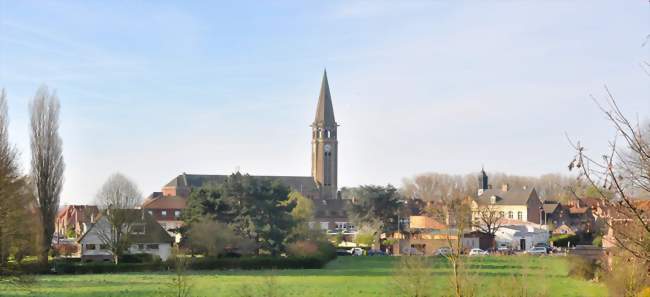 Vue depuis la Lys navigable, le centre ville - Saint-Venant (62350) - Pas-de-Calais