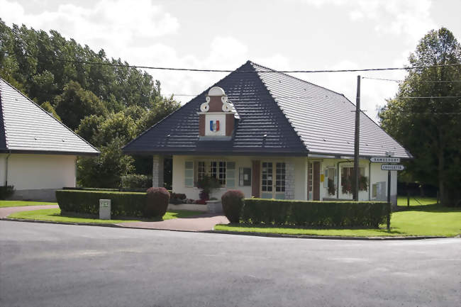 La mairie et l'école - Siracourt (62130) - Pas-de-Calais