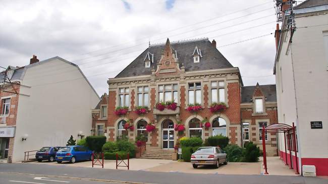 L'hôtel de ville - Vitry-en-Artois (62490) - Pas-de-Calais