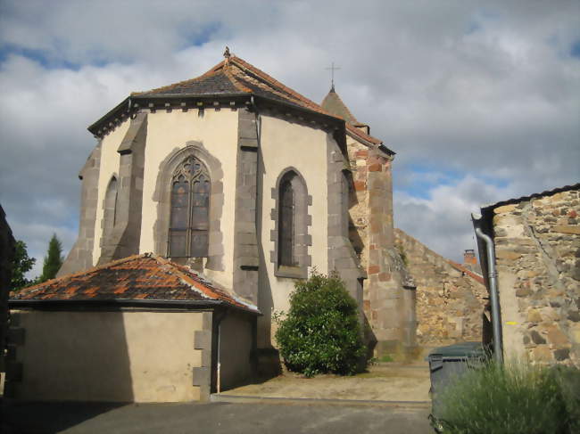 L'église Saint-Médard - Apchat (63420) - Puy-de-Dôme